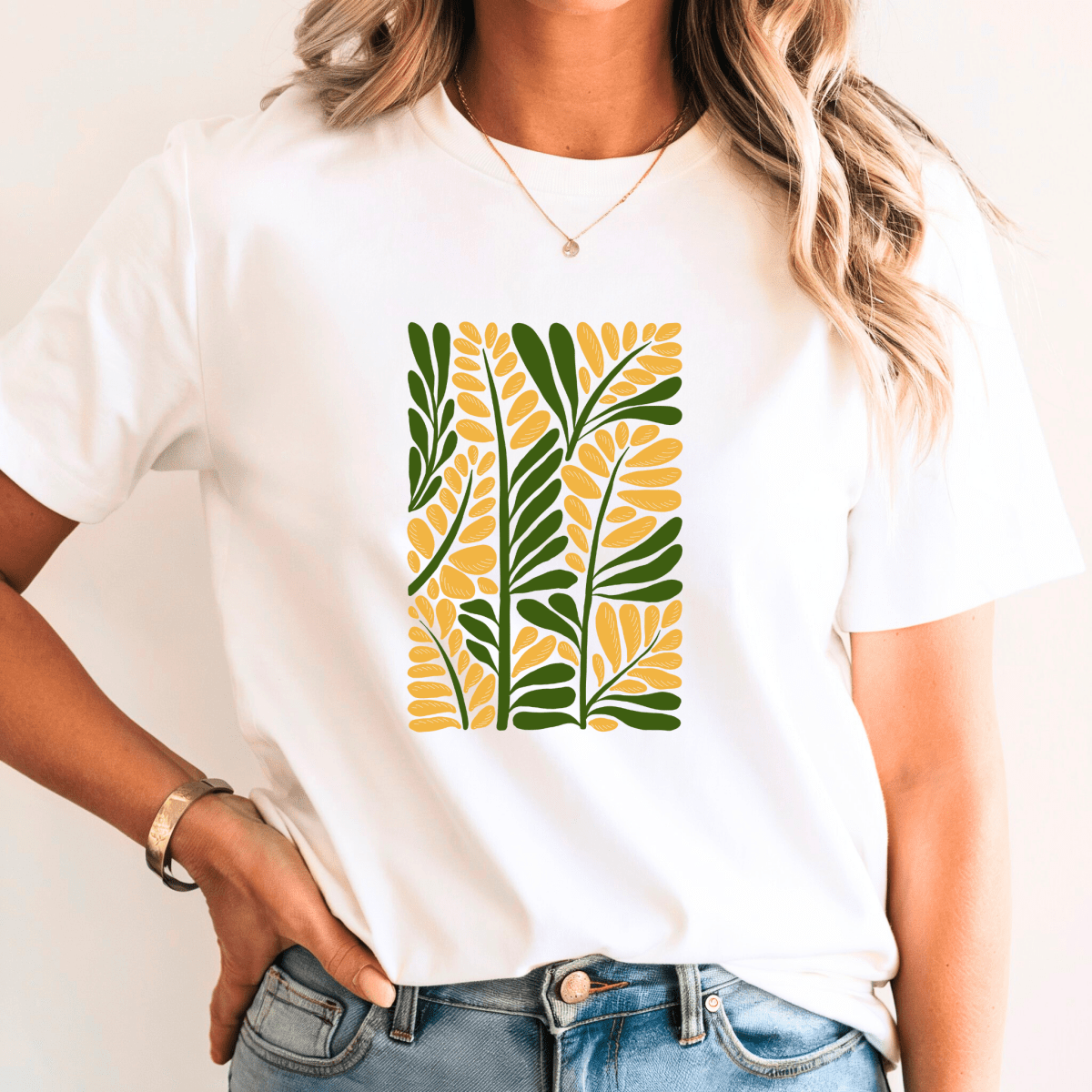 Camiseta Feminina de Manga Curta Estampada Artemia - Ravian